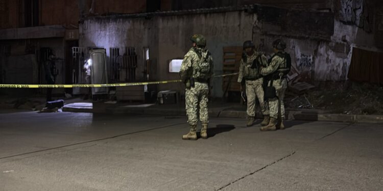 Hallan a un hombre desconocido asesinado a balazos en una casa del sector Centro de Culiacán