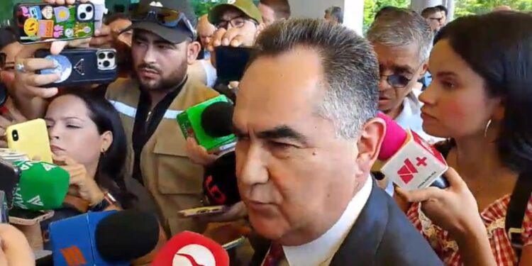 Madueña celebra respaldo universitario a la Reingeniería y descarta acusaciones