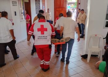 Balacera causa pánico en el Ayuntamiento de Navolato; tres personas resultan heridas, entre ellas una menor de 14 años