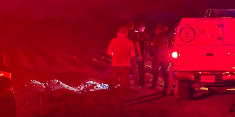 Hallan a un asesinado a un costado de la Autopista la “La Costera”