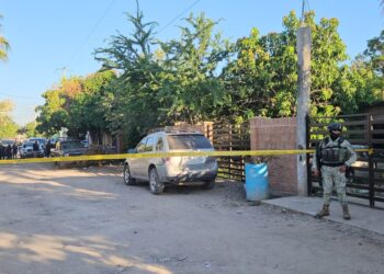 Atentado a balazos en Villa Juárez muere un menor de edad y cuatro personas más sufren heridas de bala