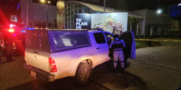 Ejecutan de un balazo en la cabeza a un hombre cerca de la Fiscalía General del Estado