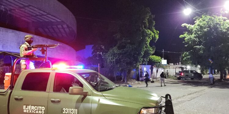 Asesinan a balazos a un hombre sobre el bulevar Miguel Hidalgo ayer en la noche