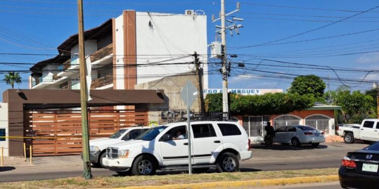 UEA realiza cateo en complejo residencial de Bacurimí