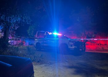 Asesinan a balazos a dos jóvenes de la colonia Lomas de Tamazula.