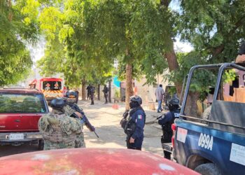 Acribillan a balazos a una mujer y una adolescente en Santa Rocío; la menor murió