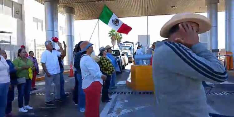 Productores de Sinaloa anuncian bloqueos en todas las carreteras; exigen pago de $7,200 por tonelada de maíz