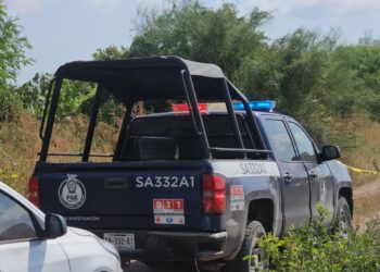 Hallan fosa clandestina con al menos restos óseos de una persona en Navolato