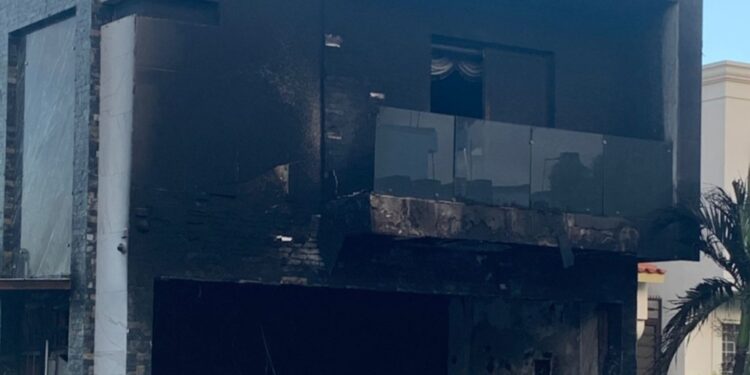 Grupos armados incendian dos residencias de Portalegre