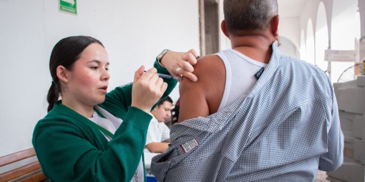 Continúa la jornada de vacunación en el Ayuntamiento de Culiacán