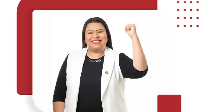 Grupo armado despoja de su camioneta a la Diputada local Yadira Marcos