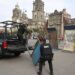 Policía de la Ciudad deMéxico “blindan” Palacio Nacional con vallas previo a marcha de la Generación Z