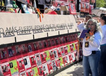 Sabuesos Guerreras inauguraron el memorial de Desaparecidos en la Iglecia de Catedral