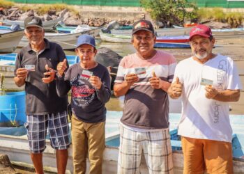 Entrega de Bienpesca Estatal llegó a los pescadores de Sinaloa: Rocha