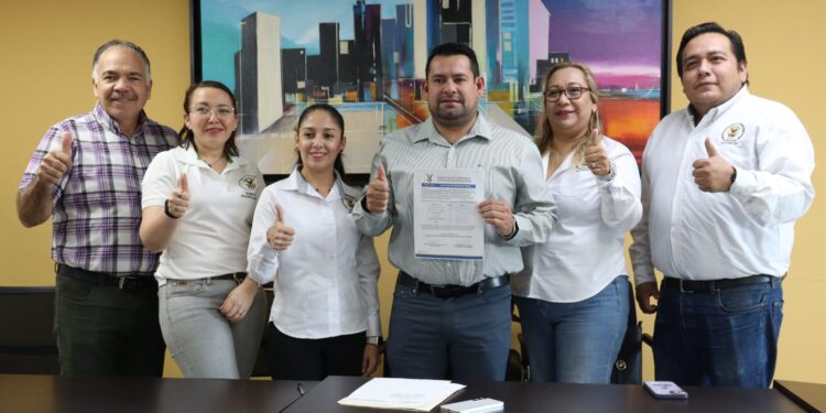 Trabajadores sindicalizados activos y jubilados se pronunciaron de manera contundente a favor de la Reingeniería Normativa de la UAS; el SÍ ganó con un 86.8 por ciento de los votos emitidos