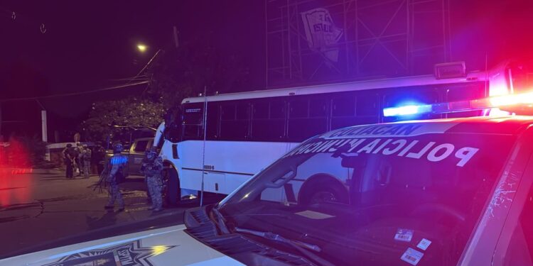 Enfrentamiento entre militares y delincuentes deja dos detenidos