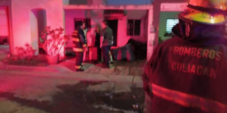 Se incendió una casa del fraccionamiento Campobello