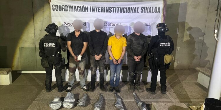 Tras dar seguimiento y repeler una agresión, el Grupo Interinstitucional detuvo a 4 civiles, liberó a 9 personas y redujo a 13 presuntos delincuentes