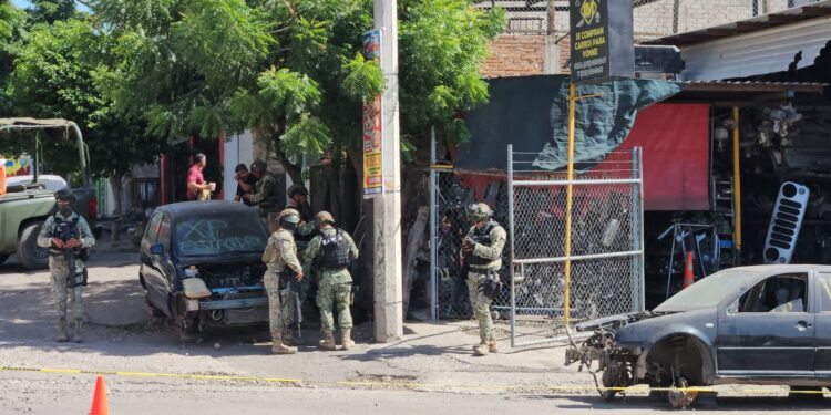 Asesinan a dos hermanos propietarios de un Yonke en la Plutarco Elías Calles