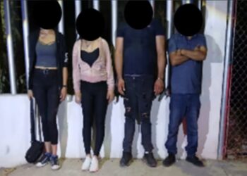 En Culiacán, detienen a 2 hombres y 2 mujeres con dosis de presunta droga y cartuchos