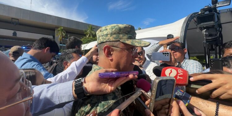 Secretario de Seguridad aclara rol de vocería y periodistas denuncian empujones durante cobertura