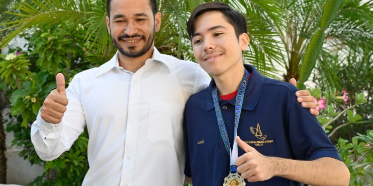 ¡Orgullo universitario! Jaime Lafarga Castañeda, estudiante de la UAS, gana medalla de plata en la XXIX Olimpiada Iberoamericana de Química