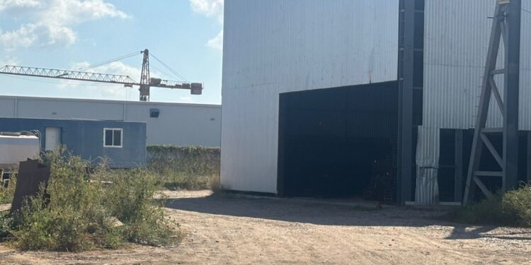 Atacan una empresa ubicada en Las Ilusiones, Villa Juárez; hay un herido