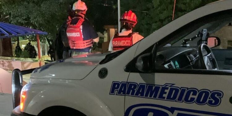 Atacan a balazos a las personas que jugaban fútbol en una cancha de pasto sintético en Infonavit Cañadas
