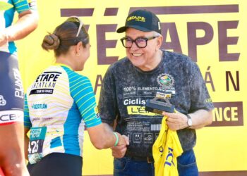 Encabeza Gobernador Rocha, premiación a ganadores de L´Étape Mazatlán by Tour de France 2025