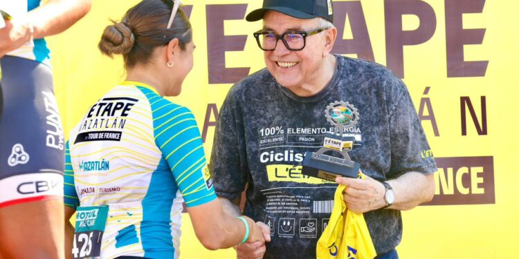 Encabeza Gobernador Rocha, premiación a ganadores de L´Étape Mazatlán by Tour de France 2025