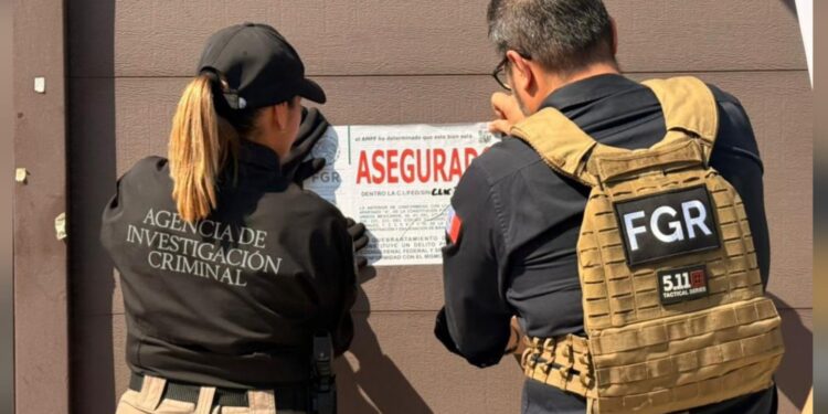 En cumplimiento de una OTI, el Grupo Interinstitucional asegura un vehículo, un fusil y municiones en el fraccionamiento Cataluña