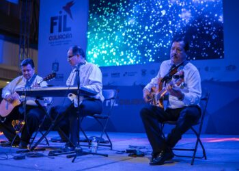 Melodías, talento local y emoción musical en el segundo día de la FIL Culiacán 2025