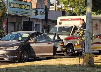 Atacan a balazos a una mujer en Mazatlán