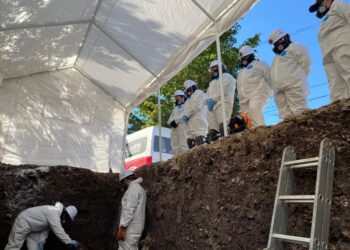 Localizan 14 cuerpos más en la fosa 3 del Panteón “21 de Marzo” en Culiacán