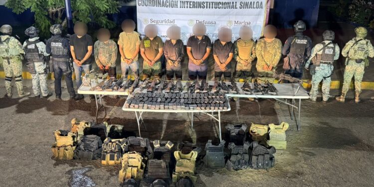 Tras un enfrentamiento en El Guasimal, el Grupo Interinstitucional realiza un operativo terrestre y aéreo, donde aseguran a 9 civiles