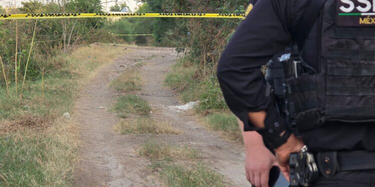 Matan a balazos a joven a un costado del dren de Bacurimi