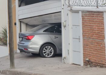 Atacan a balazos otra casa de Lomas de Guadalupe
