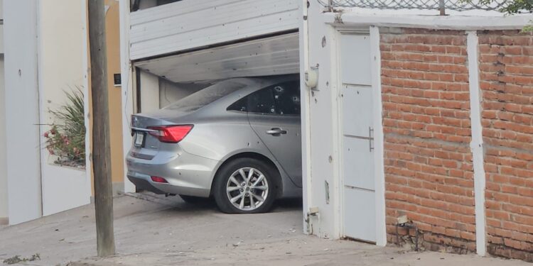 Atacan a balazos otra casa de Lomas de Guadalupe