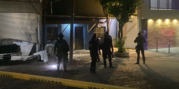 Una vivienda en la colonia Sinaloa también fue atacada a balazos esta noche