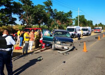 Carambola de tres unidades en Navolato provocó lesiones en tres de sus ocupantes