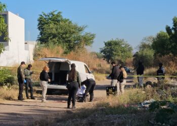 Hallan a un hombre no identificado asesinado en Los Mezcales