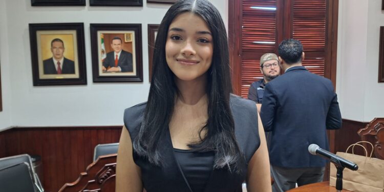 “Juventud con rumbo: 15 jóvenes toman la Sala de Cabildo con proyectos de impacto social”