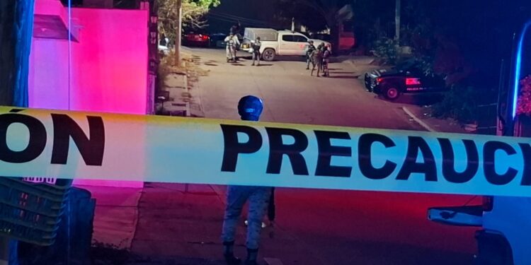 Ejecutan a balazos a carrocero en la colonia Buenavista