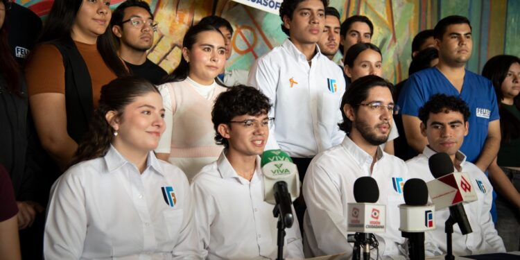 La Federación de Estudiantes de la UAS invita a participar el próximo 30 noviembre en la Carrera de Colores FEUAS 2025