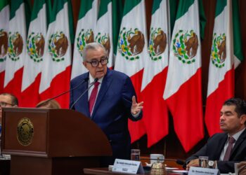 En Sinaloa trabajamos con entusiasmo, ejercemos libertades, impulsamos actividades productivas, atraemos inversión y generamos mejores expectativas de bienestar y progreso: Gobernador Rocha