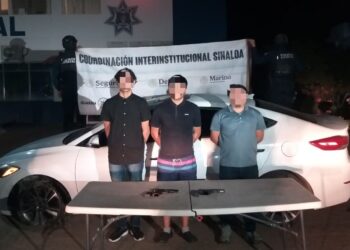 Detienen a 3 civiles, les aseguran armamento y recuperan vehículo robado en el sector norte de Culiacán