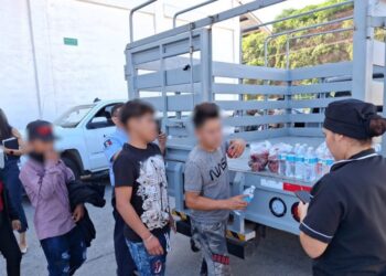 Los 23 menores de edad  rescatados en altamar ya se encuentran con sus familias en Chiapas: FGE