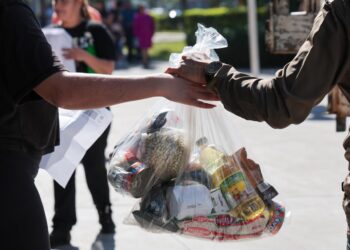 Gobierno de Sinaloa implementa jornada de atención social a familias desplazadas originarias de Badiraguato, residentes en Culiacán