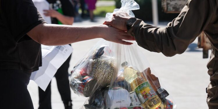 Gobierno de Sinaloa implementa jornada de atención social a familias desplazadas originarias de Badiraguato, residentes en Culiacán
