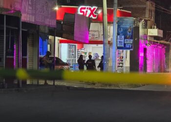 Atentado a balazos en un expendio de cerveza Tecate dejó 2 muertos y un herido en la Lombardo Toledano